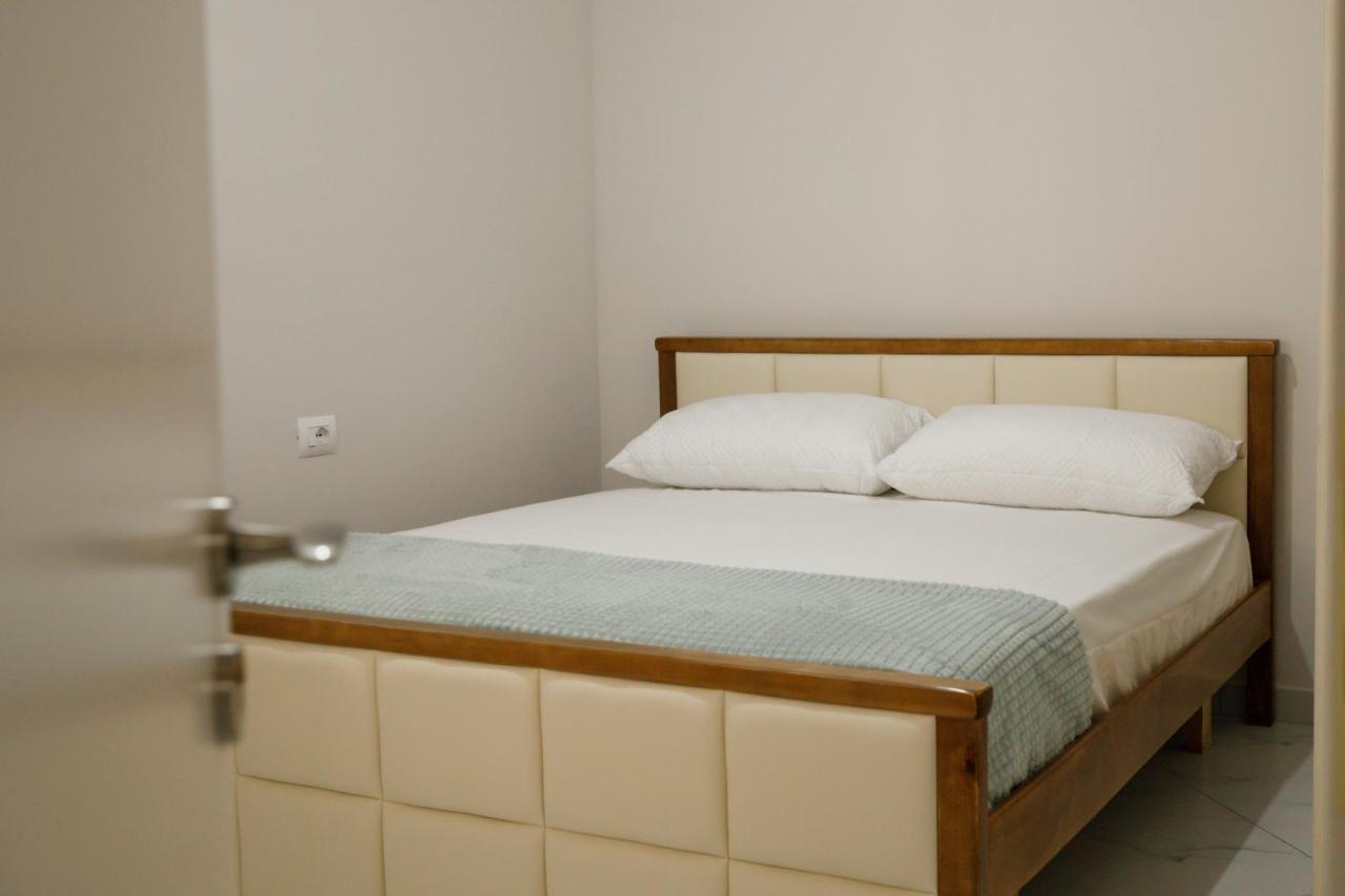 Logli Apartments Gjirokaster Ngoại thất bức ảnh